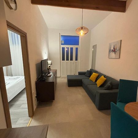 Apartment Kairos Trogir Eksteriør bilde